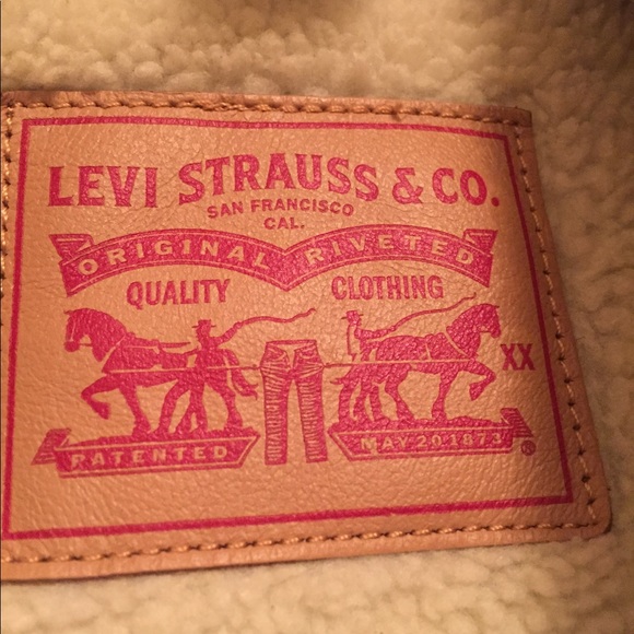 Levi's Dark Wash Denim Lined Jacket - Picture 3 of 4